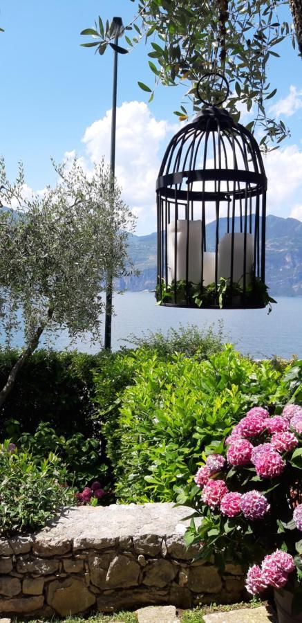 Villa Sul Lago Con Pontile Privato A Brenzone Sul Garda - Unique And Exclusive Exteriér fotografie