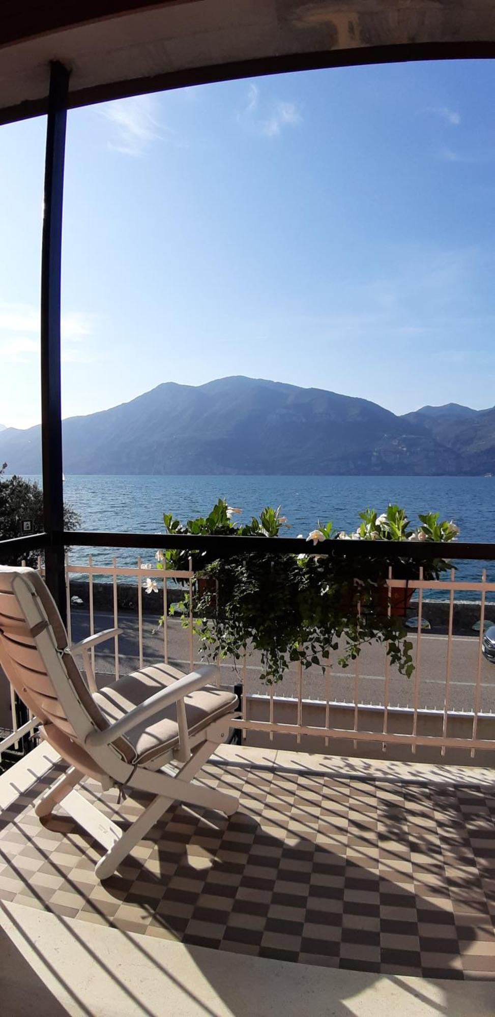 Villa Sul Lago Con Pontile Privato A Brenzone Sul Garda - Unique And Exclusive Exteriér fotografie