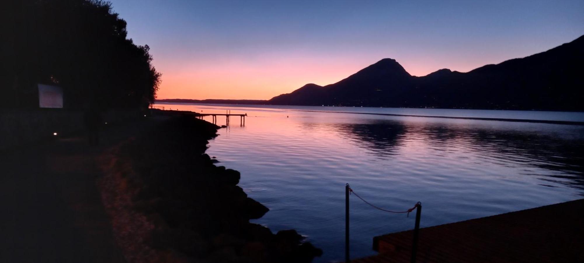 Villa Sul Lago Con Pontile Privato A Brenzone Sul Garda - Unique And Exclusive Exteriér fotografie
