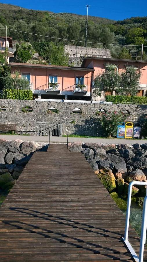 Villa Sul Lago Con Pontile Privato A Brenzone Sul Garda - Unique And Exclusive Exteriér fotografie