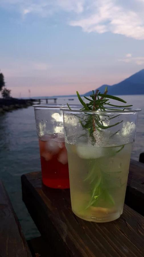 Villa Sul Lago Con Pontile Privato A Brenzone Sul Garda - Unique And Exclusive Exteriér fotografie