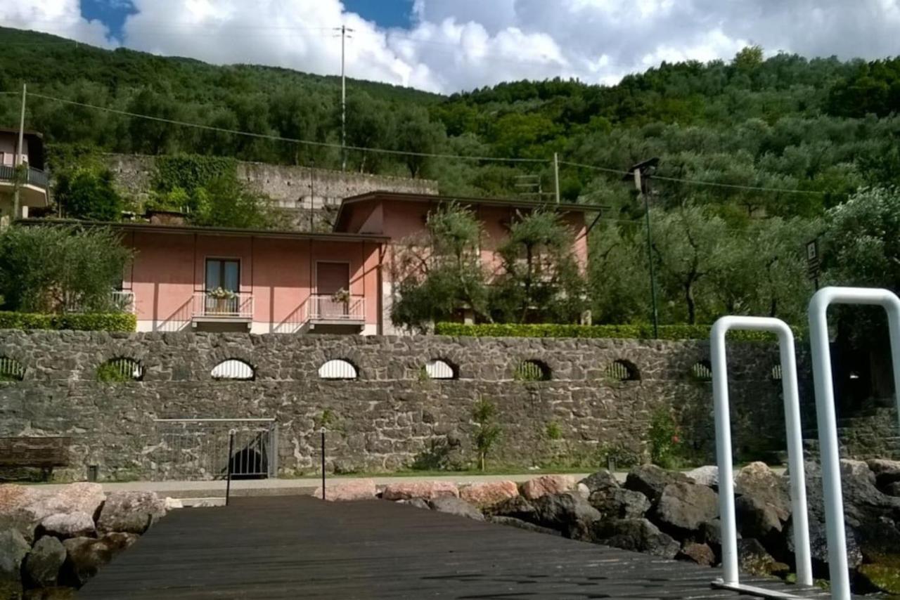 Villa Sul Lago Con Pontile Privato A Brenzone Sul Garda - Unique And Exclusive Exteriér fotografie