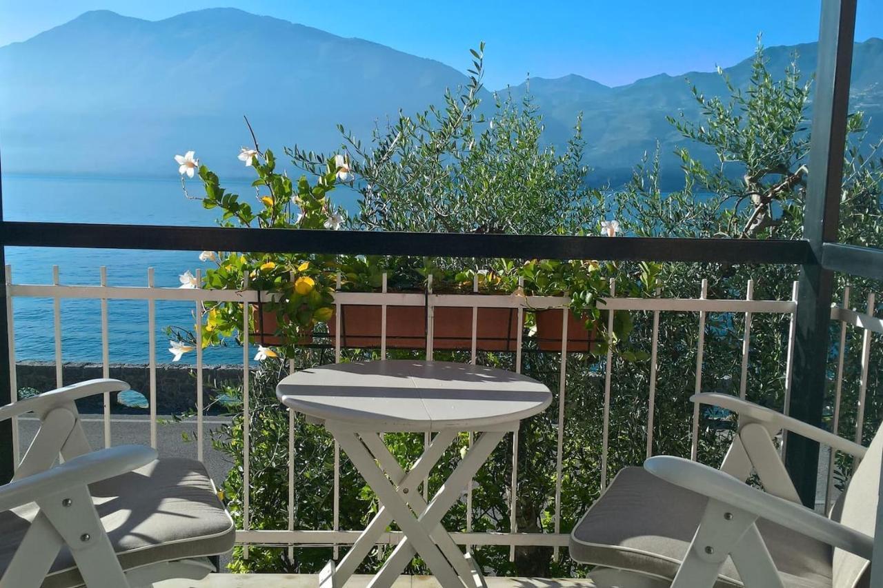 Villa Sul Lago Con Pontile Privato A Brenzone Sul Garda - Unique And Exclusive Exteriér fotografie