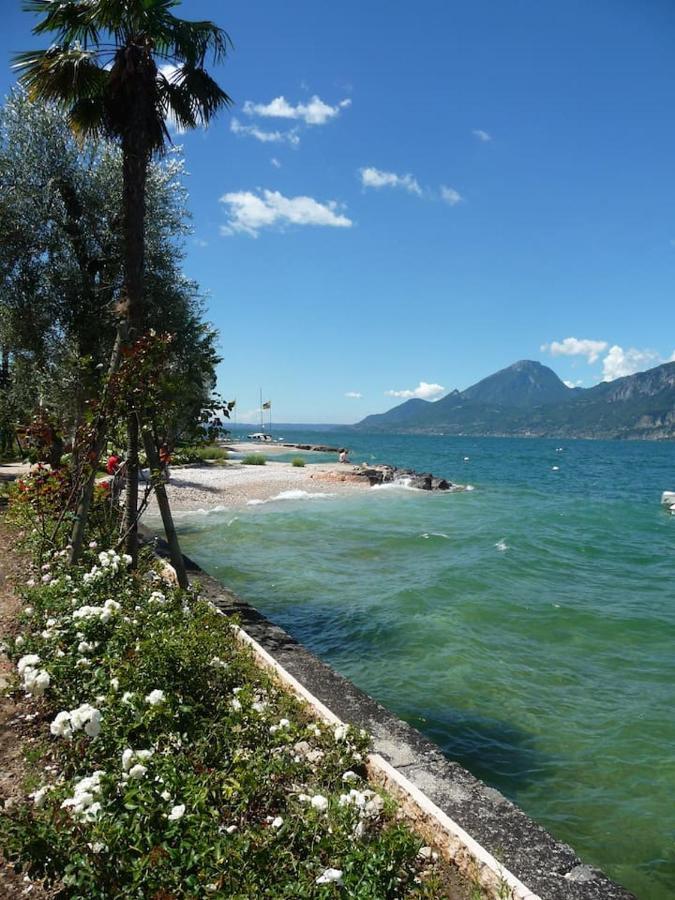 Villa Sul Lago Con Pontile Privato A Brenzone Sul Garda - Unique And Exclusive Exteriér fotografie