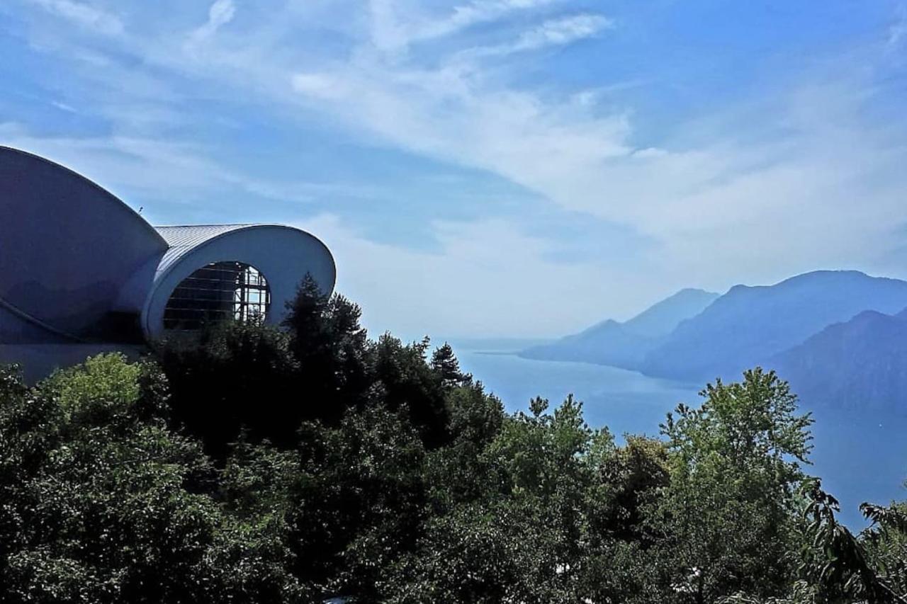 Villa Sul Lago Con Pontile Privato A Brenzone Sul Garda - Unique And Exclusive Exteriér fotografie