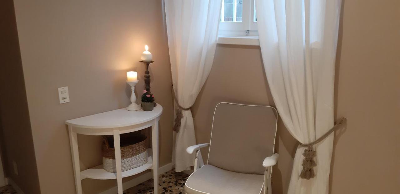 Villa Sul Lago Con Pontile Privato A Brenzone Sul Garda - Unique And Exclusive Exteriér fotografie